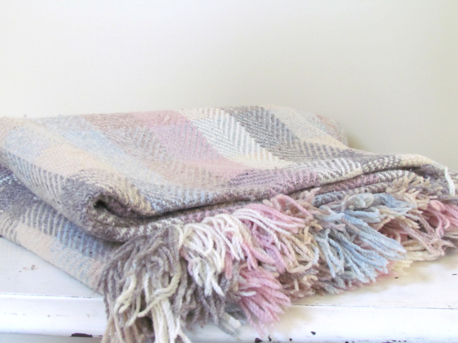 Vintage Pendleton Wool Throw Blanket in Pastel Tones