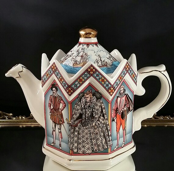 Sadler Teapot Elizabeth 1 Queen Of England by OldGLoriEstateSale