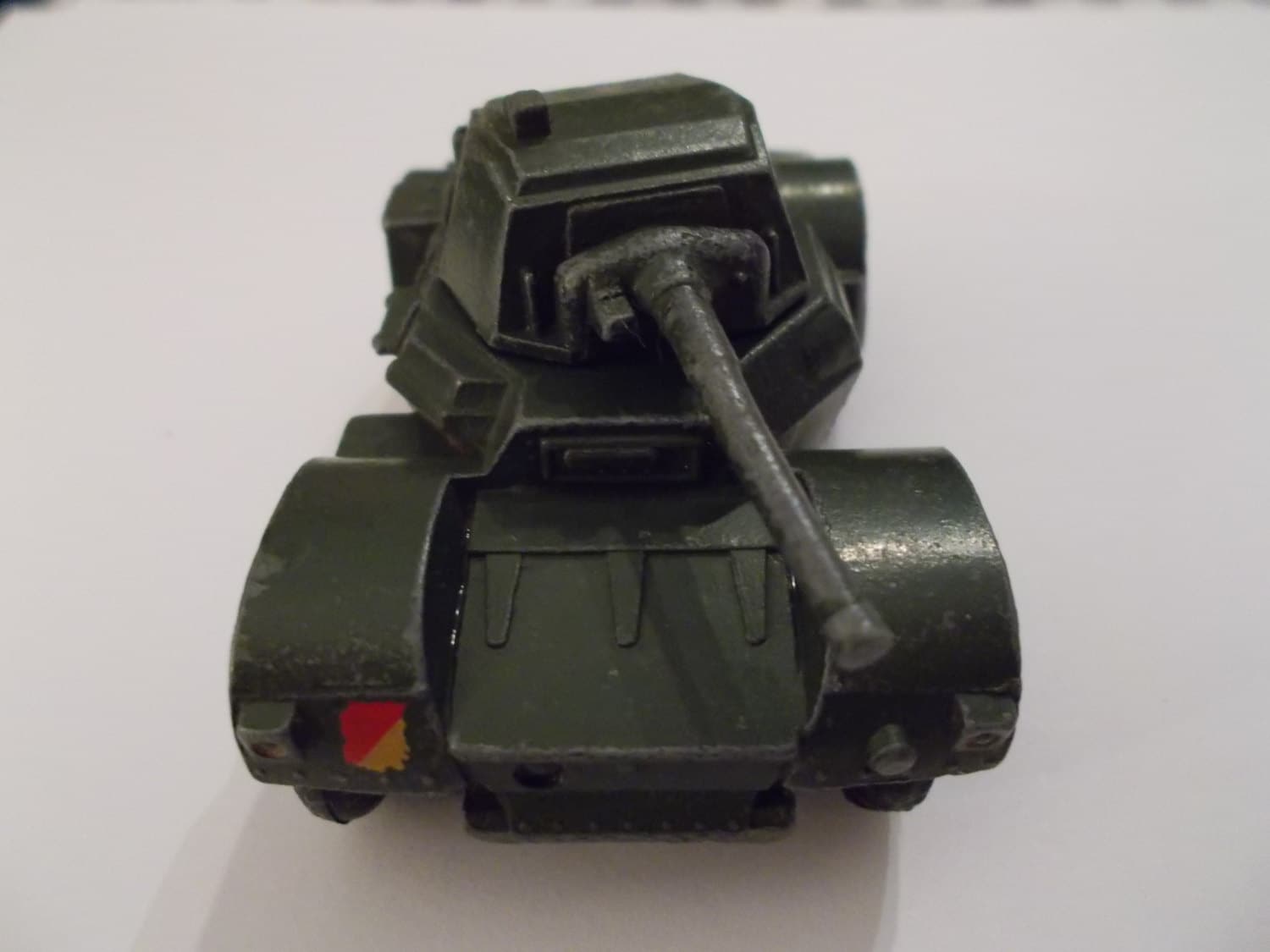 dinky toys armoured car 670