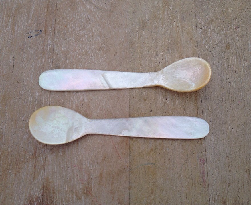 Vintage Set Mother of Pearl Spoons Caviar