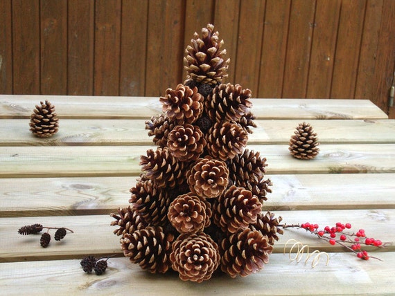 pine cones christmas tree rustic christmas tree woodland pine cones christmas tree rustic christmas tree woodland