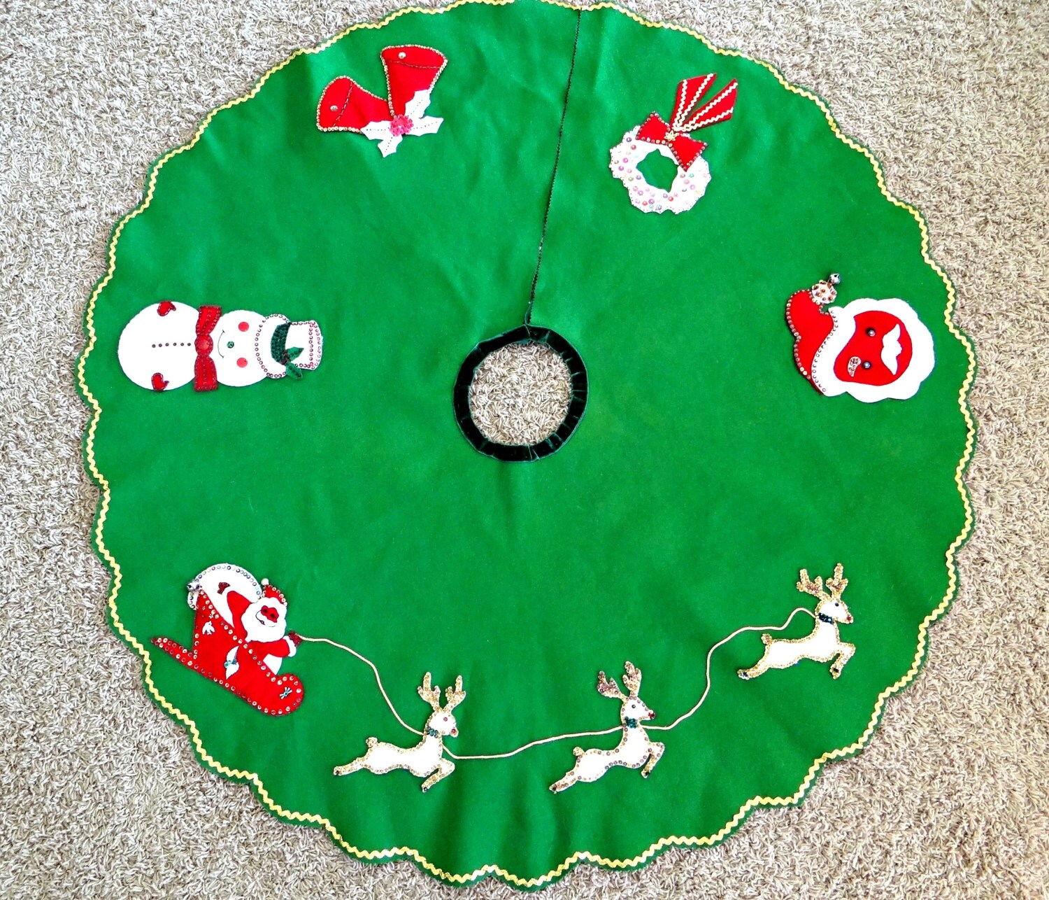 handmade green felt christmas tree skirt large 1960s holiday handmade green felt christmas tree skirt large 1960s holiday