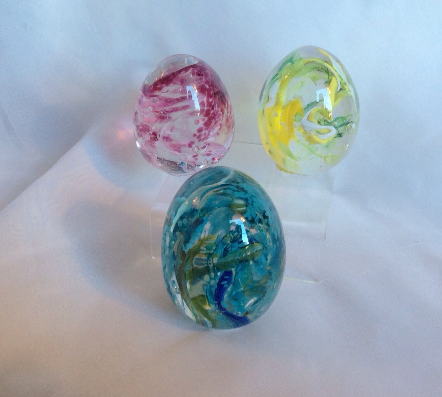 Blown Glass Egg Paperweight in Blue and Green. Hand Blown