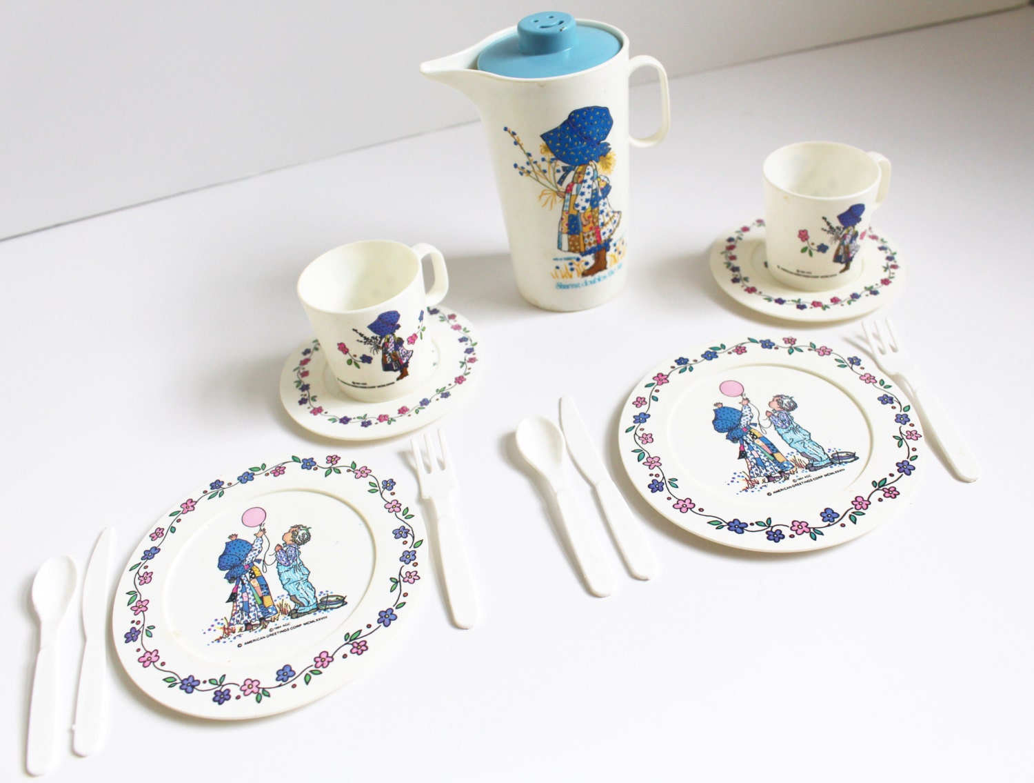 HOLLY HOBBIE TOY Tea Set Vintage Plastic Dishes 1984 1980s