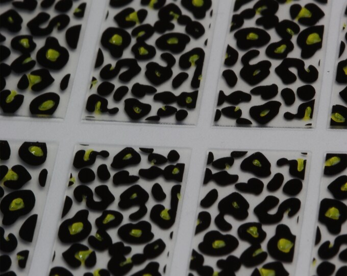 Nail Wrap Set 16 Sticker 18 Straps Pieces Chevron Cheetah Zebra Stripes Bubble Dot Flower