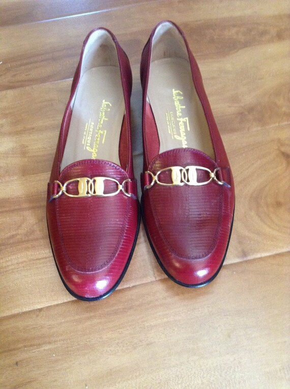 salvatore ferragamo women's flats