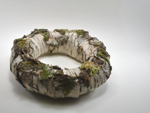 Birkenkranz mit Moos Frühlingsdeko aus Birkenrinde Ostern