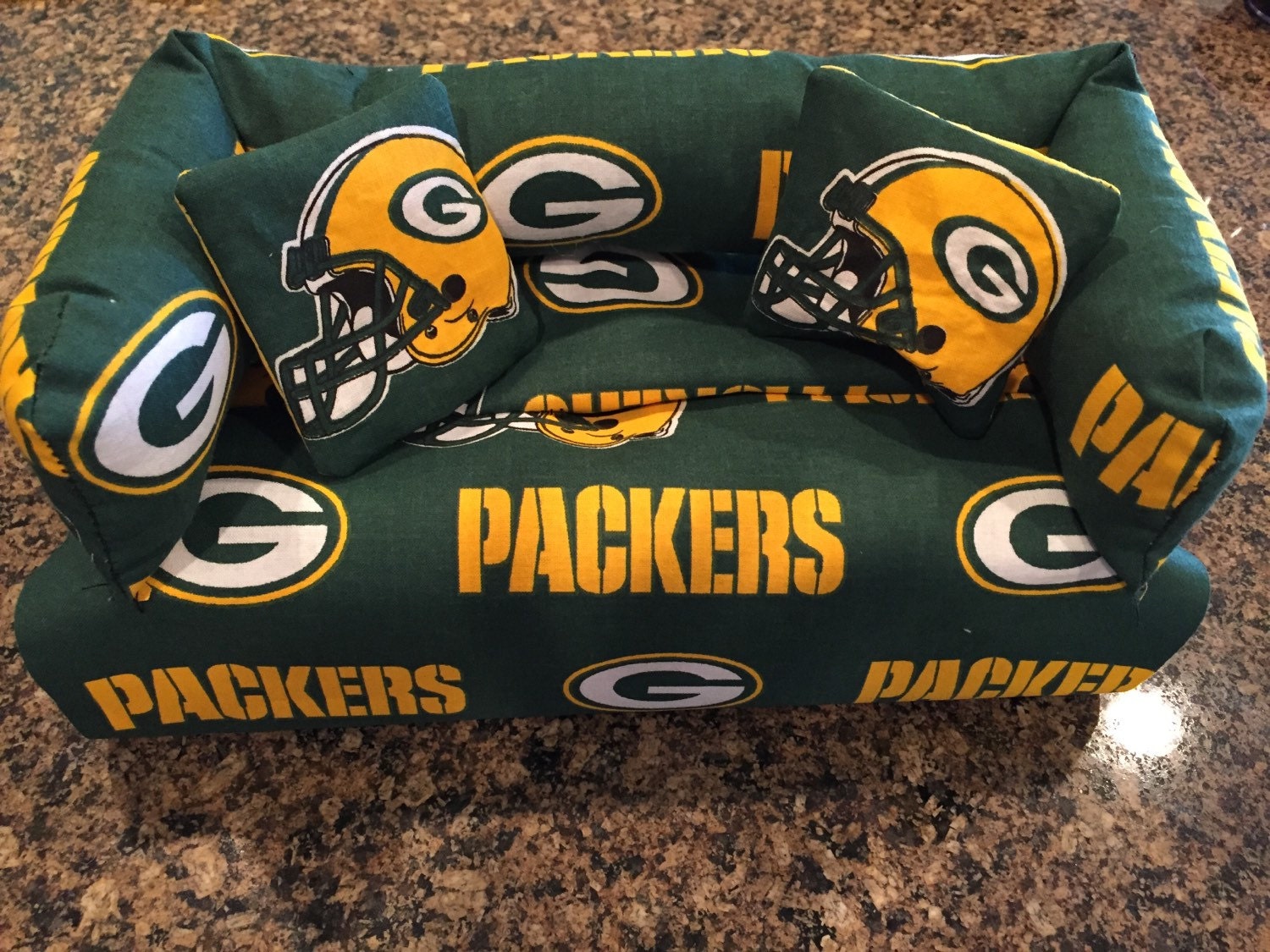Greenbay Packers sofa couch tissue box covers by NessaBettaBabies