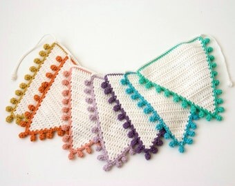 Crochet Bunting PATTERN: Flags with Bobble Edging in various sizes - Photo Tutorial