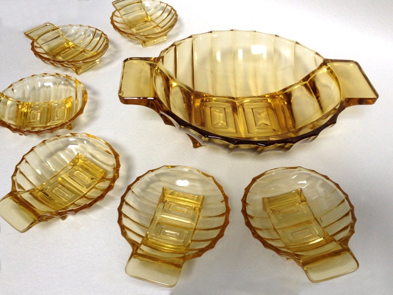 Vintage Glass Dessert Bowls Set In Amber Yellow Glass Art Deco Haute Juice