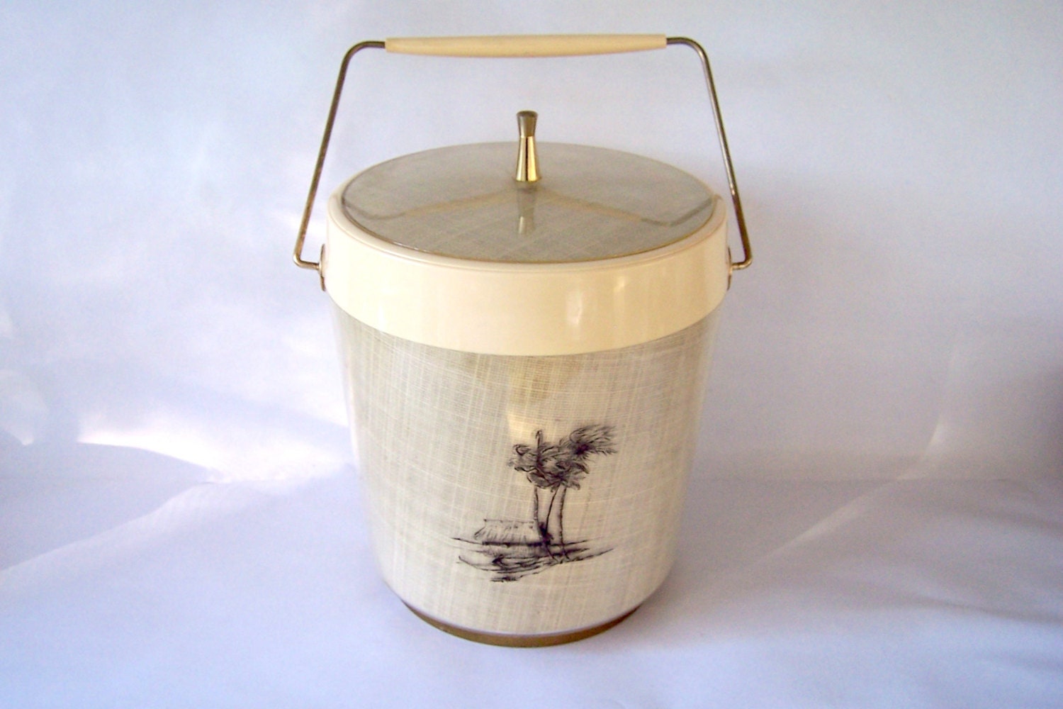 Vintage Raffiaware Burlap Melmac Plastic Ice Bucket with Lid and Handle