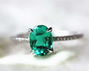 14k White Gold 6x8mm Round Emerald Engagement Ring Emerald Gold Ring ...