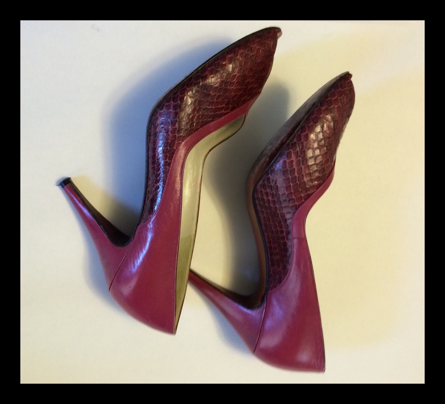 Vintage Leather Snakeskin Plum Colored Heels 39/8.5