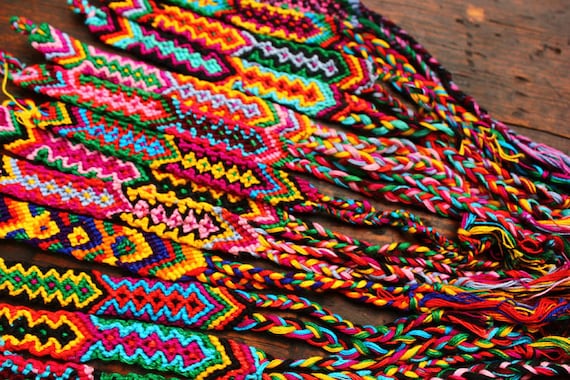 12 x Guatemalan Friendship Bracelets / Handmade by GuatemalaGoods