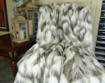 Ivory Faux Fur Throw Blanket & Bedspread - Tibet Fox Fur - Ivory Beige Luxury Faux Fur - Soft Faux Fur Blanket - 16405