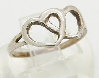 Vintage 925 Sterling Silver Double Heart Ring Size 8 1/4 - Q