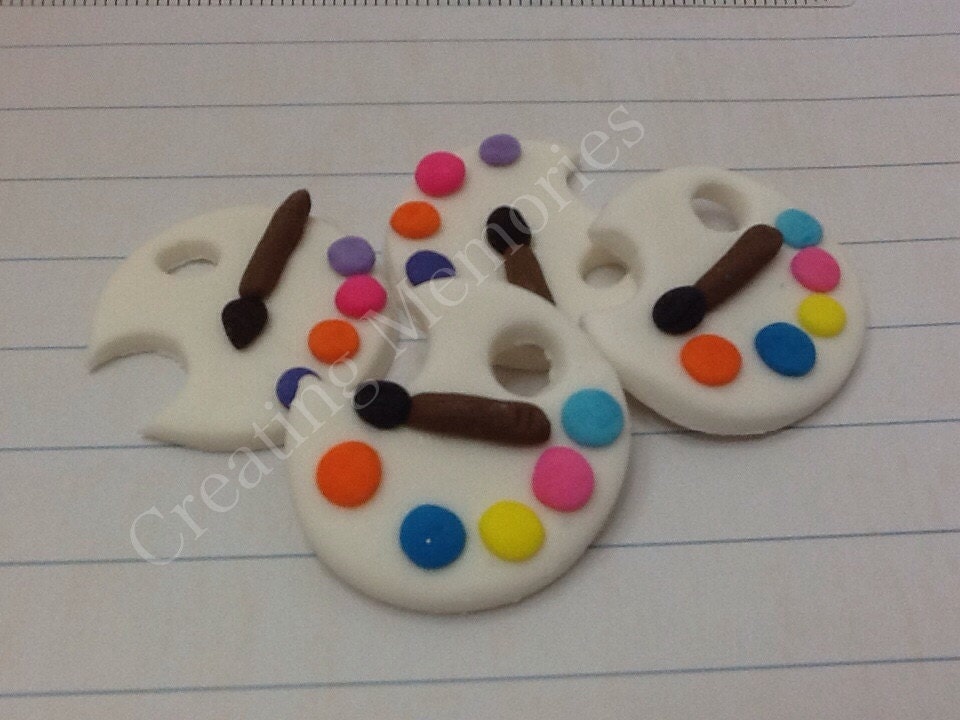 Edible PAINT PALETTE TOPPERS fondant paint palette circles.