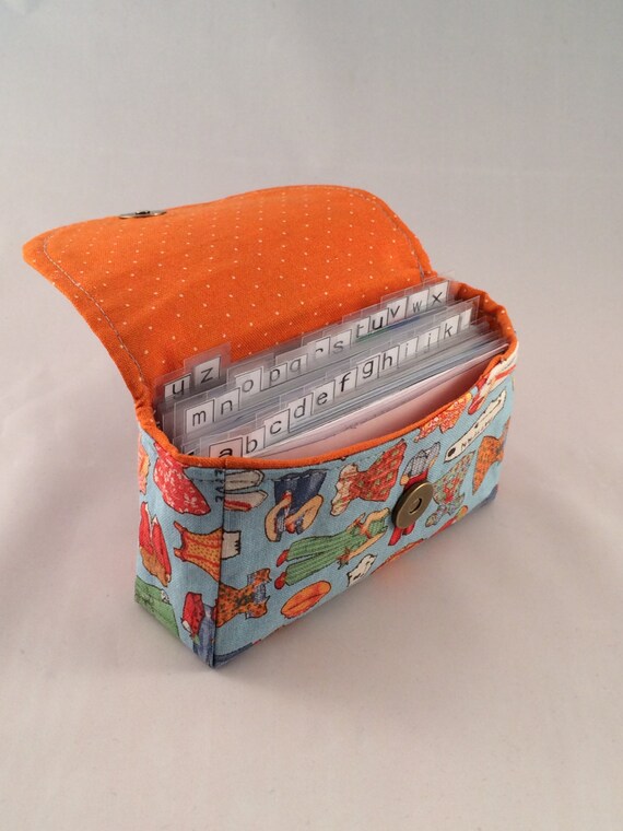 Store loyalty card holder with alphabetical dividers