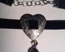 AI152 - Statement Heart Shaped Choker main image 1