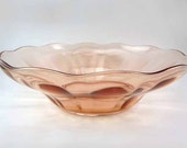 Large 1950s Pink Fluted Glass Bowl Scalloped Rim Ornament Display Fruit Mod Beach Retro Country Cottage