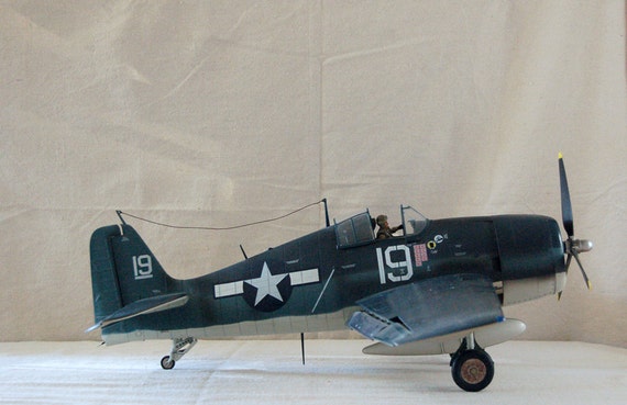 Vintage F6F Hellcat 1/18 Scale Model Airplane