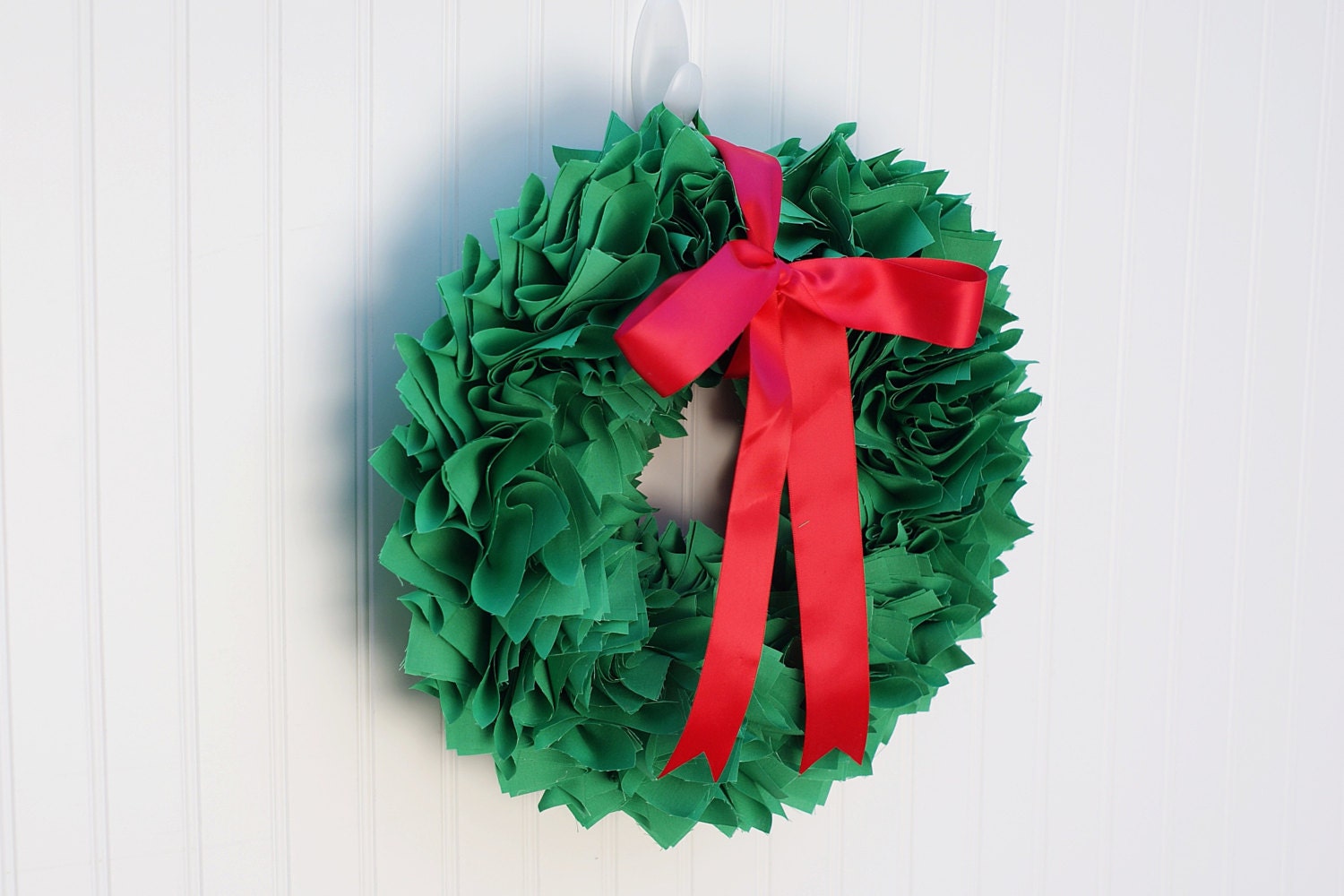 GREEN CHRISTMAS WREATH / Green Wreath / Christmas Decor / Christmas Wreaths / Wreath for Christmas / Front door decoration / Ruffle Wreath