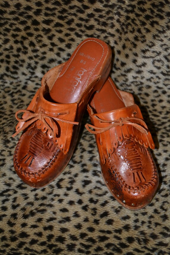 Vintage 70's Fanfares Leather Shoes 8 M Heels Arapaho