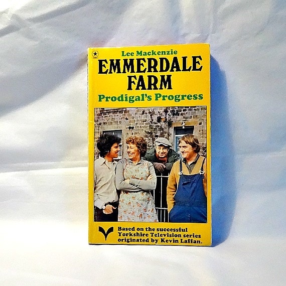 Emmerdale Farm Book Paperback Novel UK Soap Opera Farming