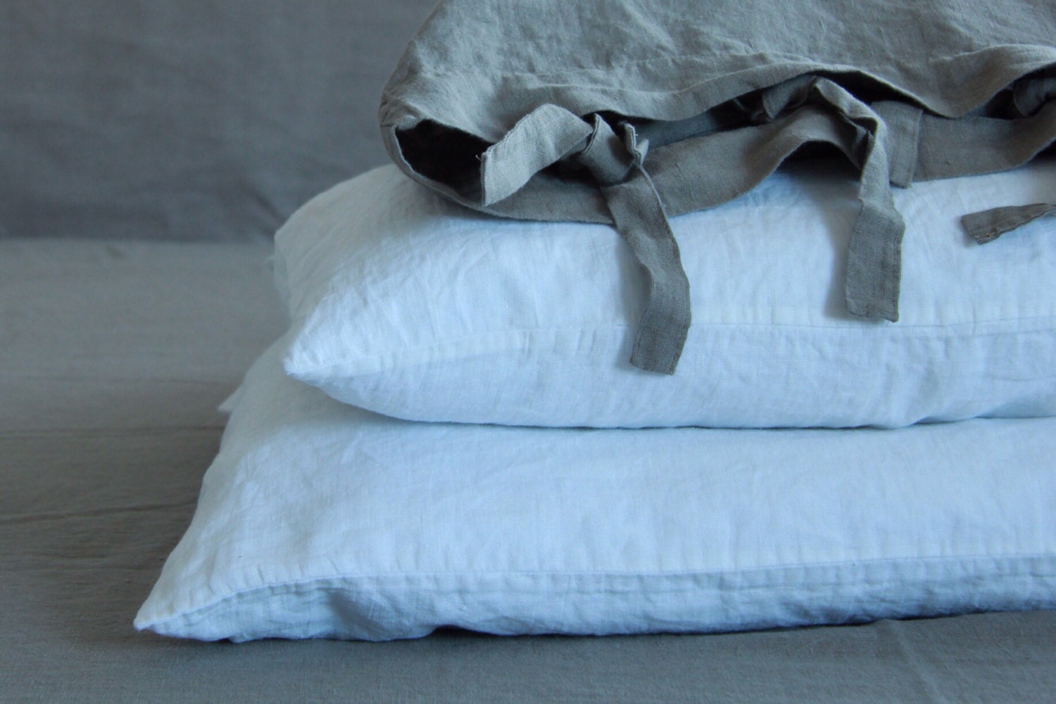 LINEN PILLOWCASE with ENVELOPE closure housewife style