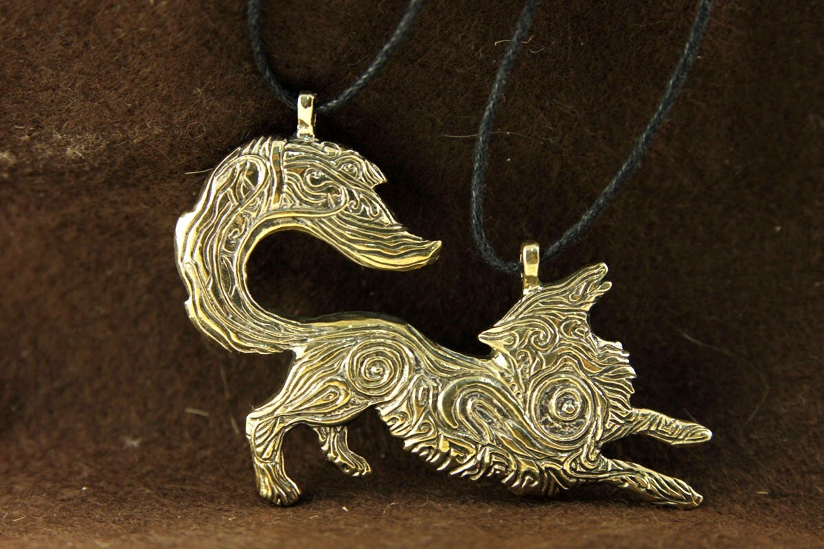 Fox bronze pendant necklace