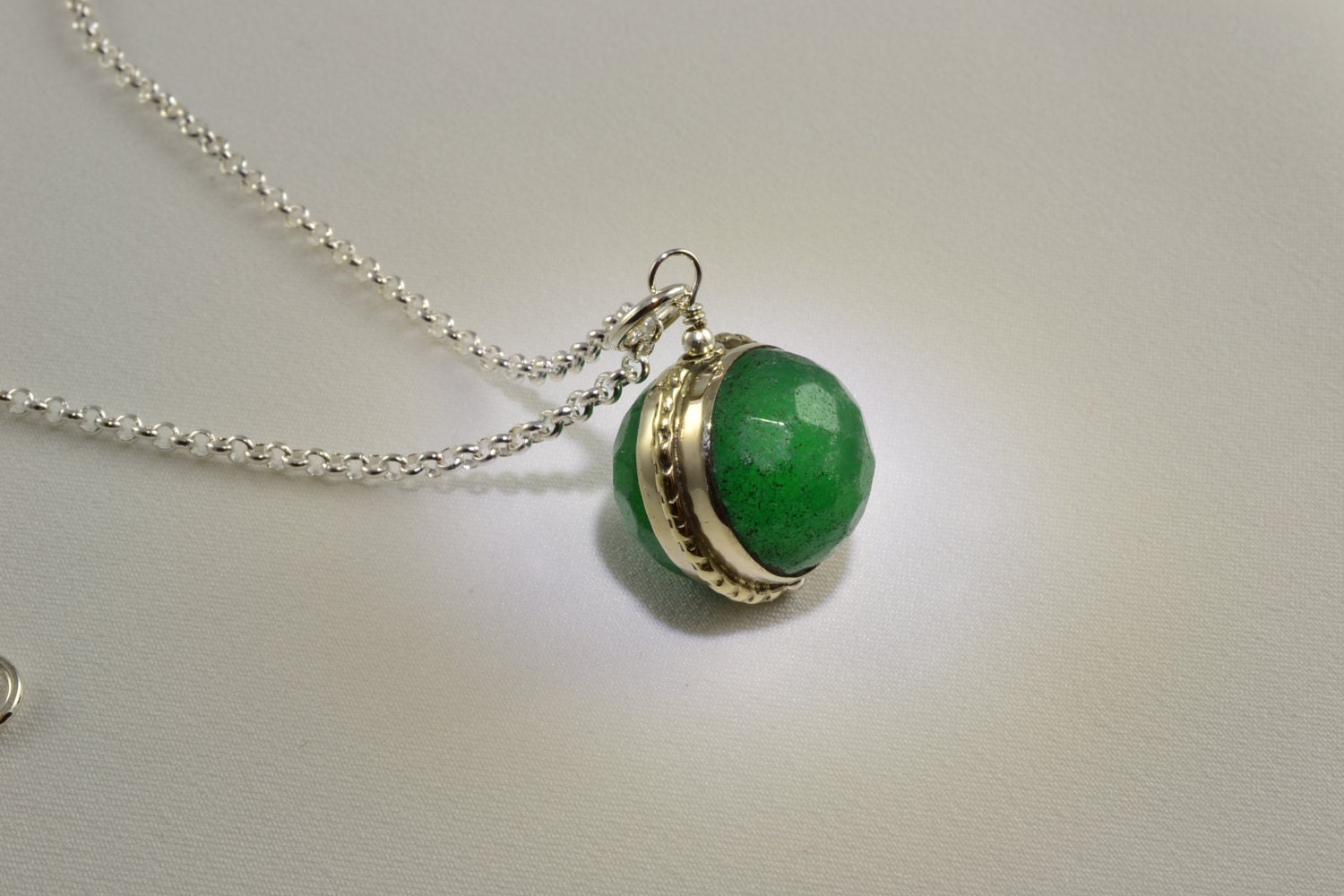 Green Jade Necklace Faceted Gemstone Nepal Jewelry Emerald