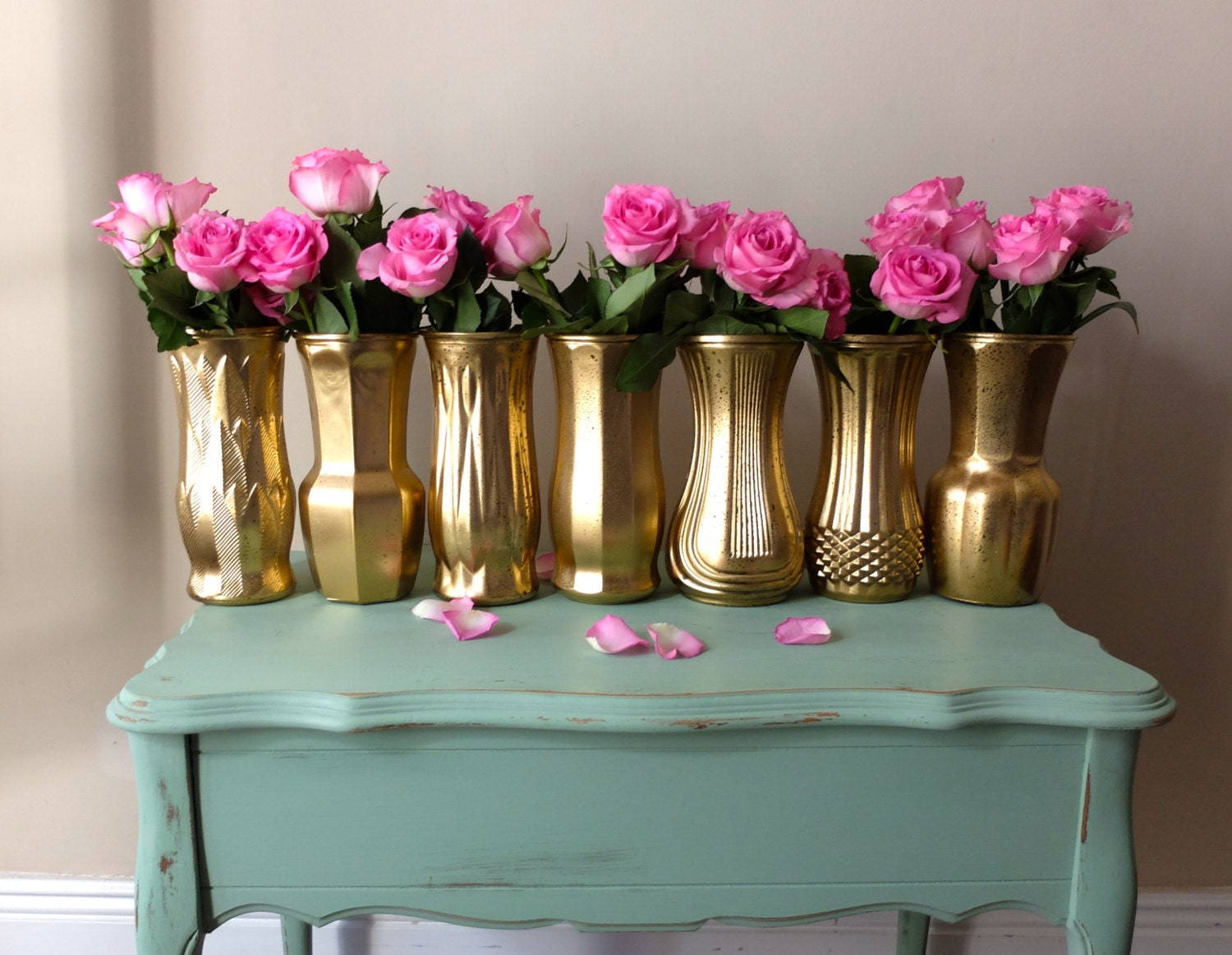 Beautiful Set of Gold Wedding Vases Metallic Yellow Gold