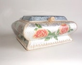 Vintage Jewelry Box / Handmade / 1960 / Box of cardboard and old photographs / silver foil / pink roses