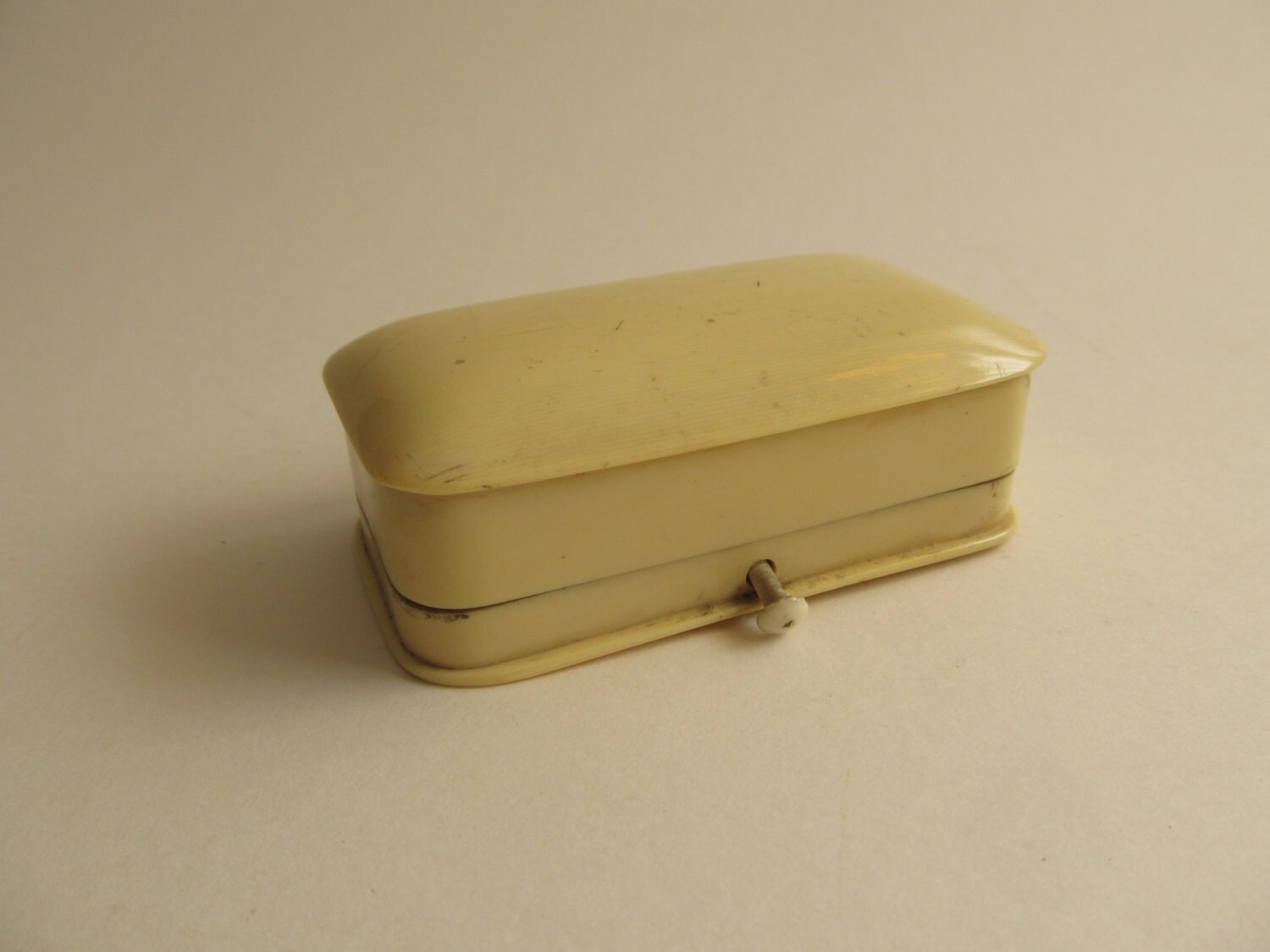Antique faux ivory jewelry box brooch box ring box by 1000Crows