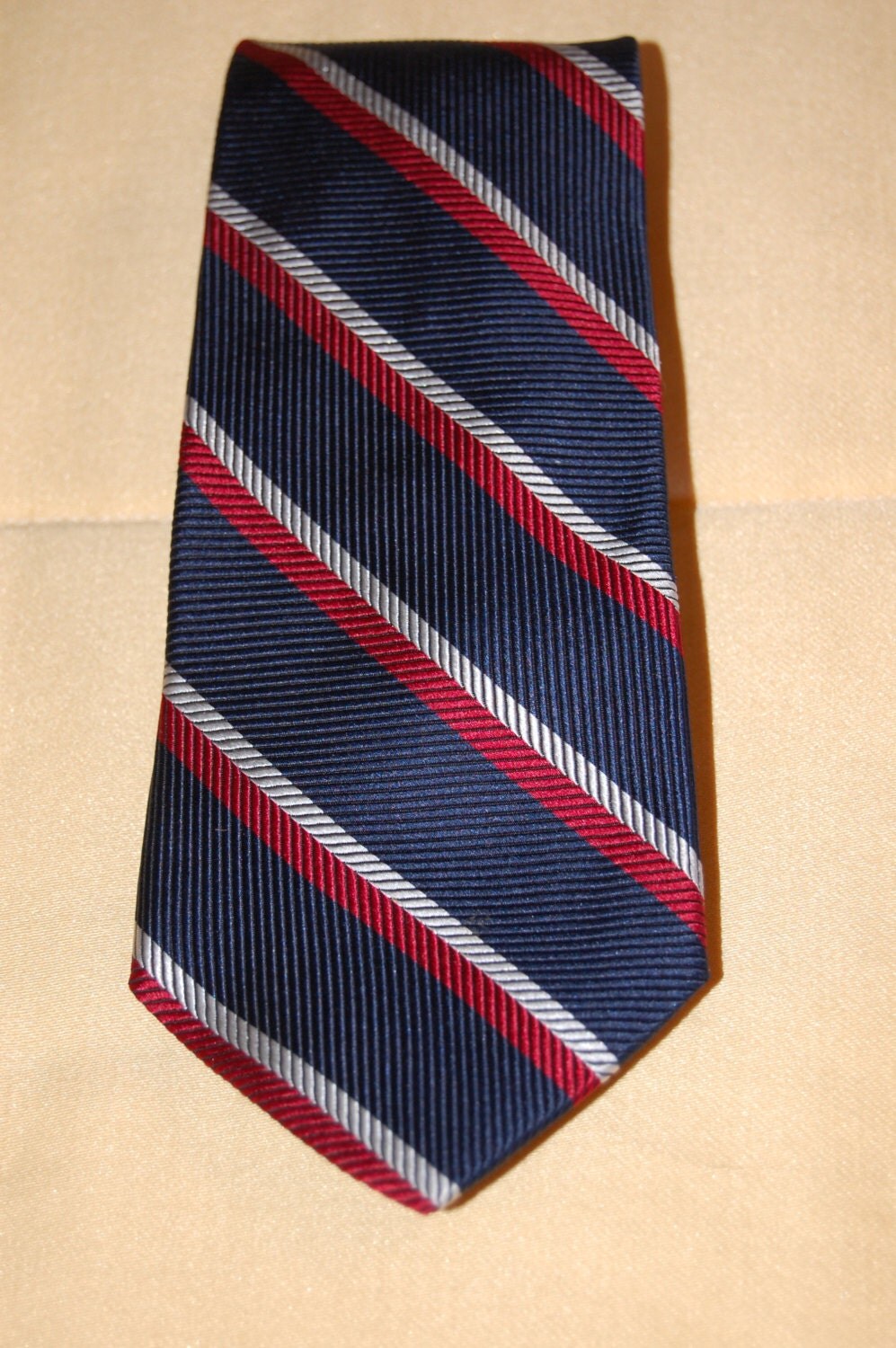 Tommy Hilfiger Skinny Necktie / Red White & Blue Striped