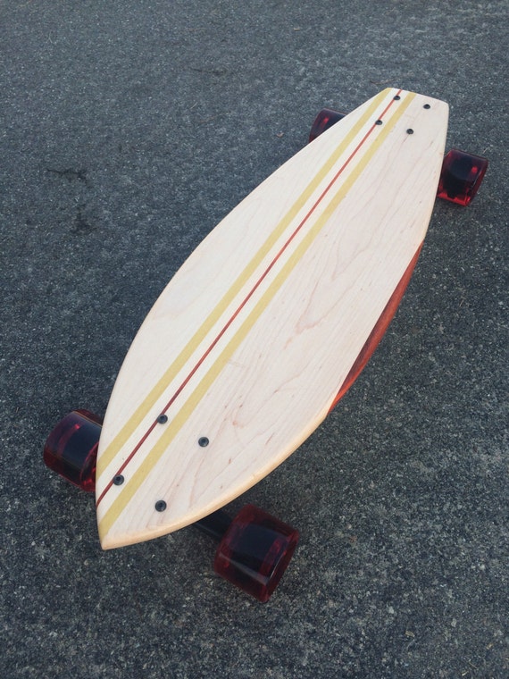 Skateboard made from 4 types of wood Riveria