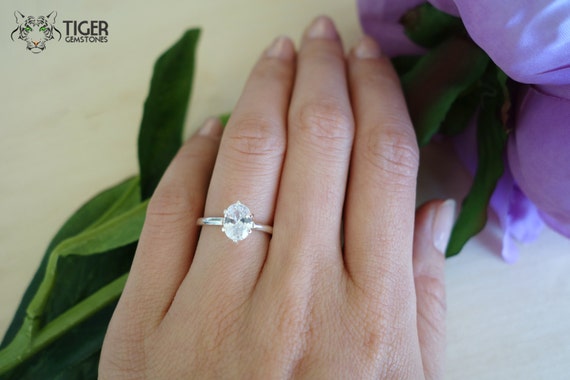 Oval engagement rings 2 carat