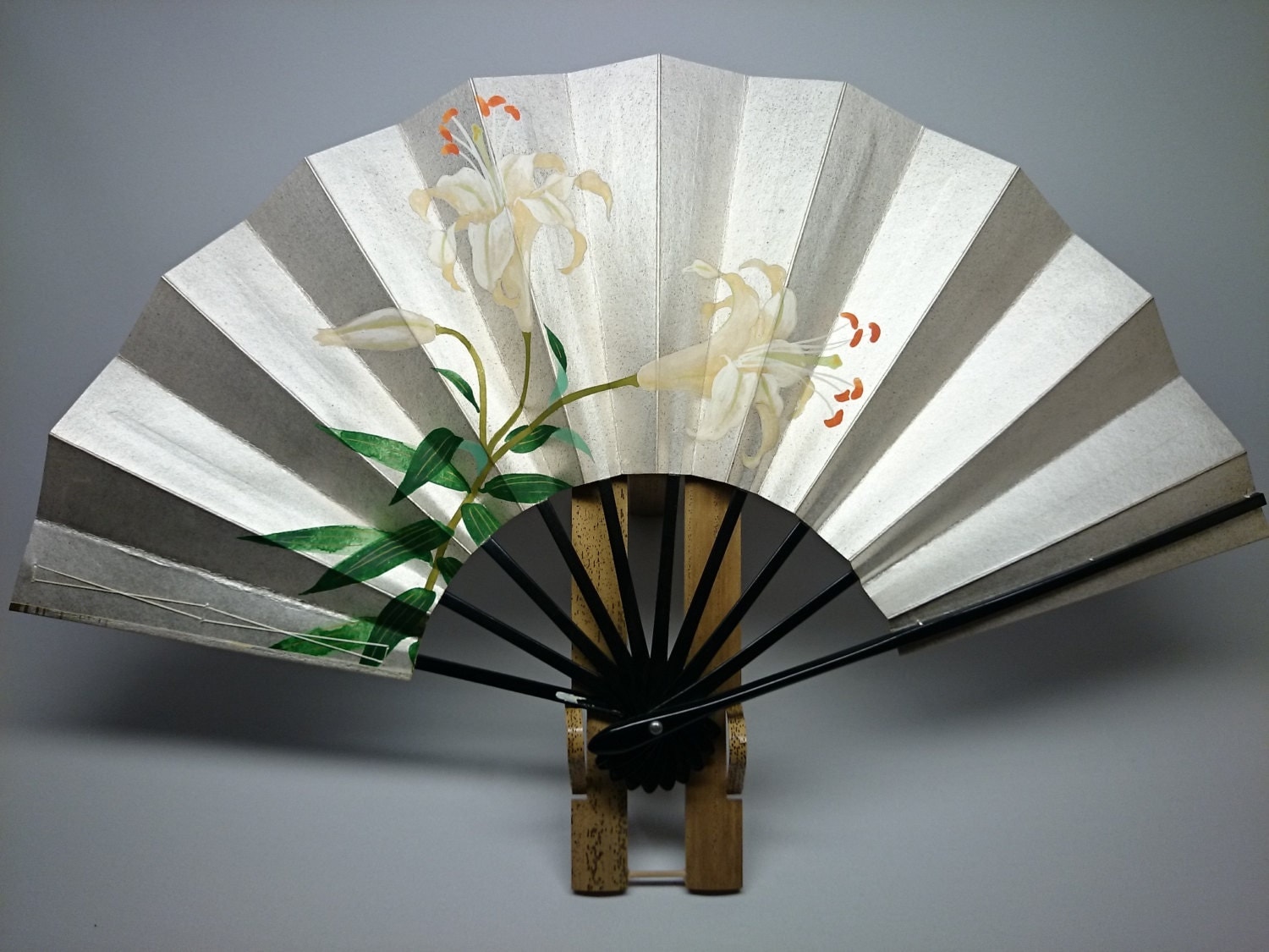 Japanese Vintage Decorative Paper Fan [Yuri / Lily] Sensu / Asian vintage