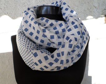 Infinity Scarf, Geometric pattern scarf, Blue and white scarf, cotton scarf, Loop scarf, Valentine's, Gift Ideas