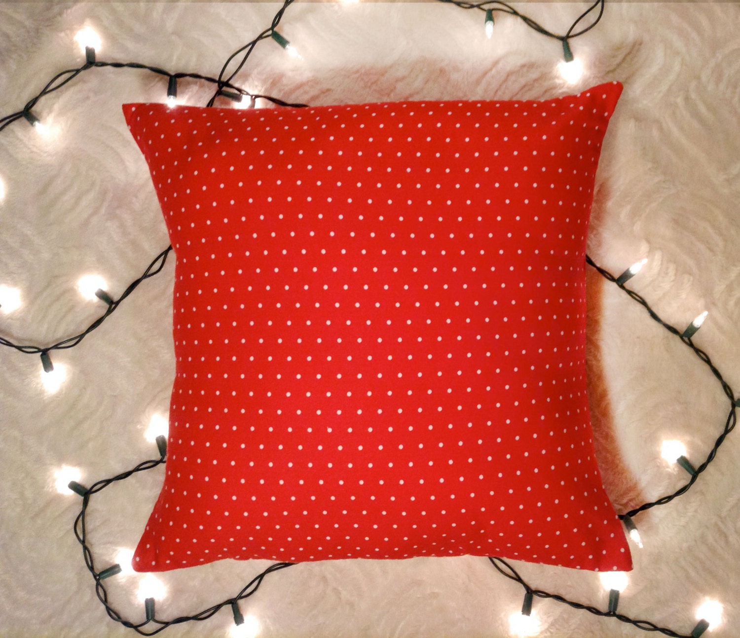 Red Dot Pillow Cover