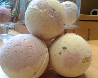 FLOTUS Bubble Bath Bomb