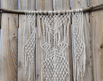 Macrame Wall Hanging on Driftwood