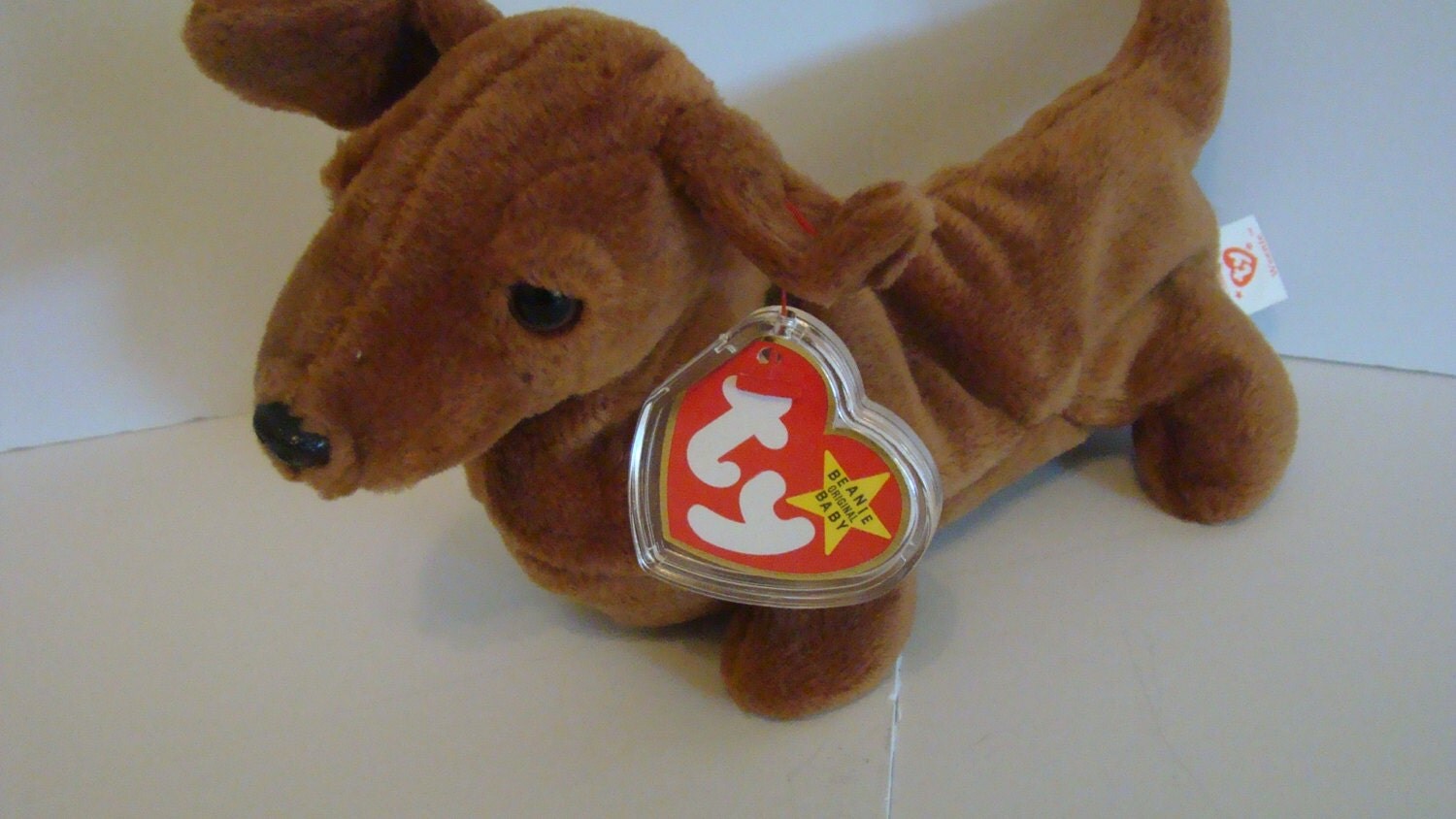 Weenie the DACHSHUND Ty Beanie Baby