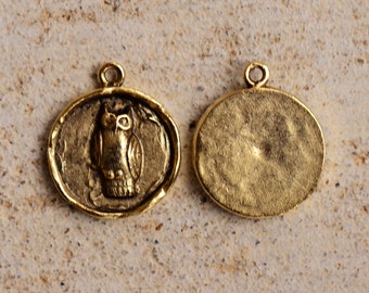 1 Antique Gold Owl Charm 24x20mm Nunn Designs