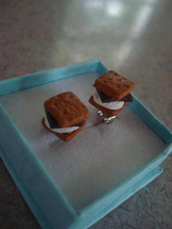 graham cracker marshmallow squares