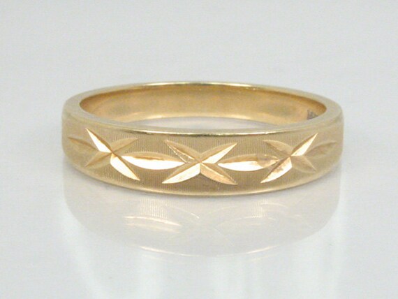 ArtCarved 14K Yellow Gold Women's Wedding Ring