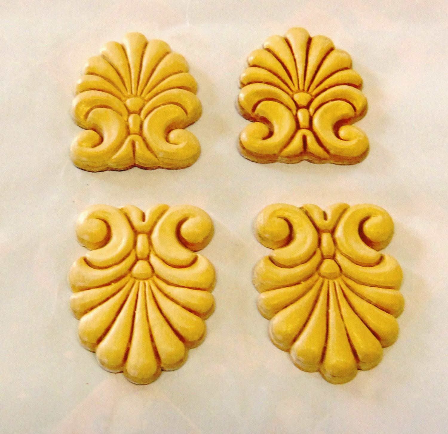 8 Wood Onlays Appliques Embossed Trims Ornaments Pediments ...
