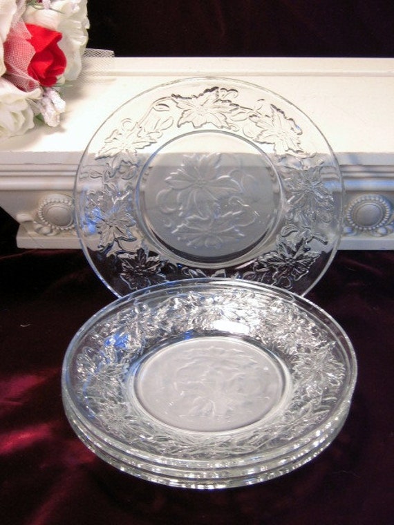 Vintage Princess House Fantasia Glass Crystal Bread or Dessert