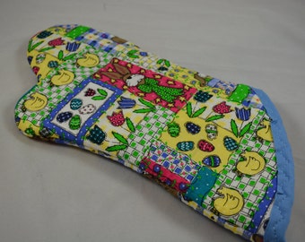 Easter Oven Mitt/ Home Decor/ Kitchen Decor/ Housewarming Gift/ Birthday Gift/ Gift for Nerds/ Hostess Gift/ Fun Gift