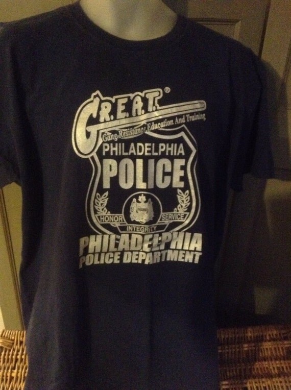 Vintage Philadelphia Police T Shirt Police by bellabooovintage